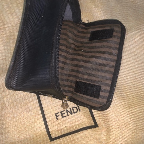 Authentic Fendi vintage pouch w/ dust bag - Picture 10 of 13